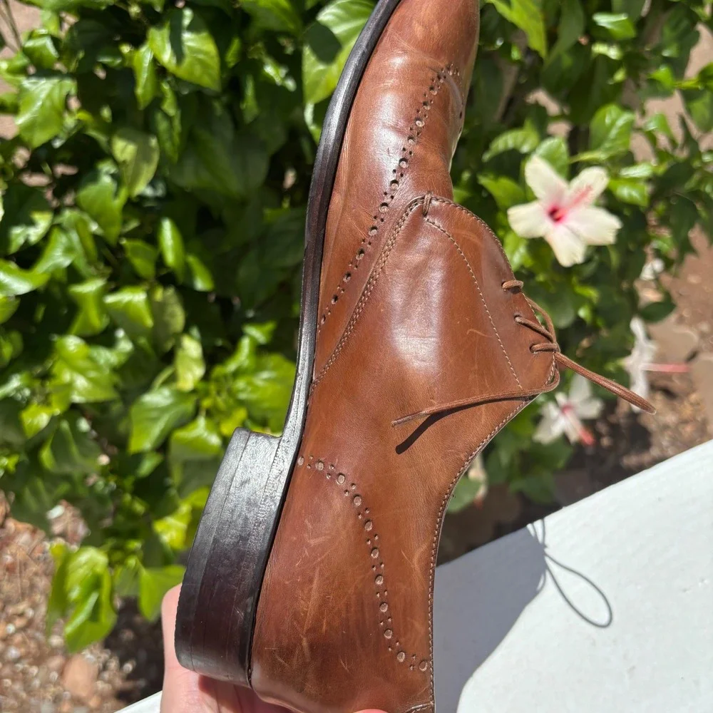 Hugo boss made in Italy brown wingtip derby dress shoes size 11 lace up men's